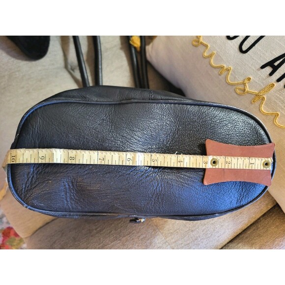 Vera Pelle Vintage Black Leather Elevated Basic Minimalist Bucket Shoulder bag - Picture 8 of 14